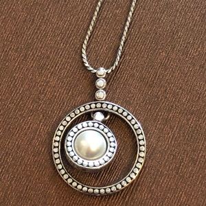 Brighton pearl circles necklace